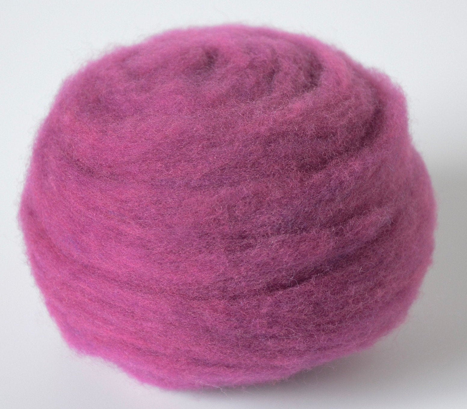 REDGRAPE- American Farm Wool- Merino Wool Roving for Felting